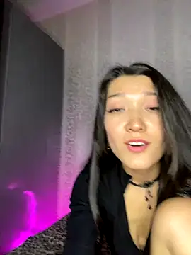 Emily_Shark nude live chat in sexy room