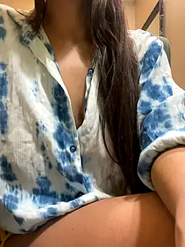 JYOTI-04 nude live chat in sexy room