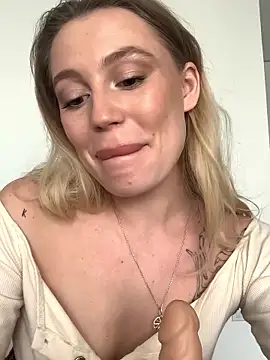 Meanexx nude live chat in sexy room