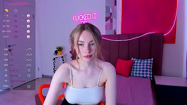 Mila__Ross nude live chat in sexy room