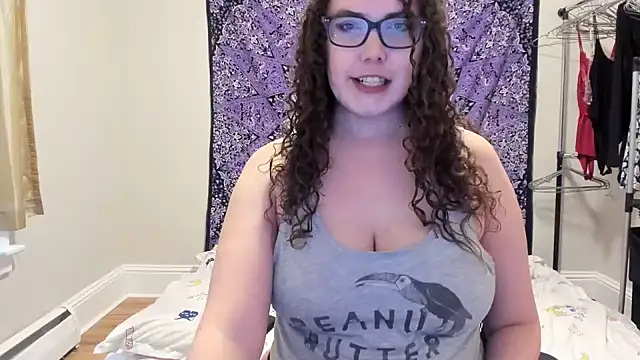 TheHighElfxx nude live chat in sexy room