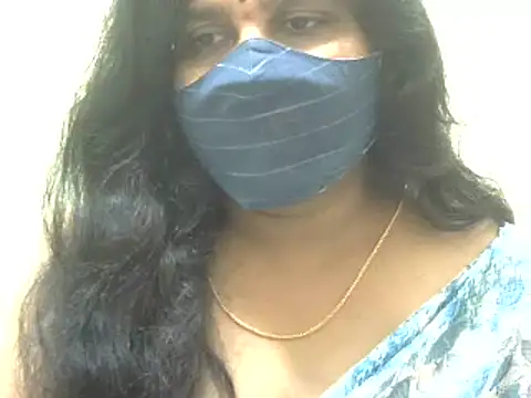 Vennela-1-Telugu nude live chat in sexy room