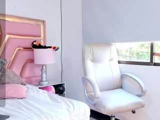 AlahiaBonnet nude in hot sex Live chat