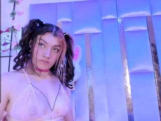 Broklin white , ? nude in hot sex Live chat