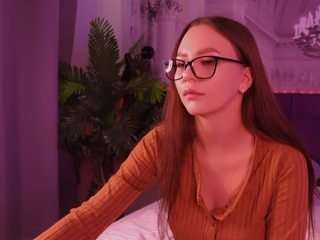 DinaxMoor nude in hot sex Live chat