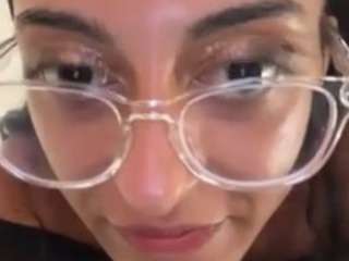 feastme nude in hot sex Live chat