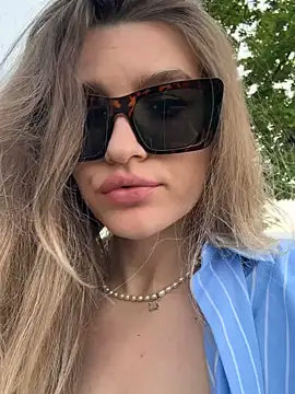 FluffyBunny_ nude live chat in sexy room