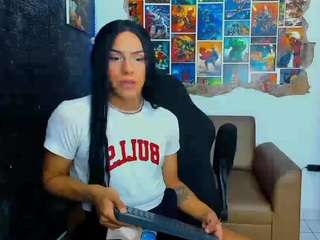 isabella-pitts nude in hot sex Live chat