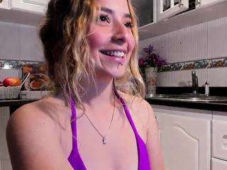 IssadoraJames nude in hot sex Live chat