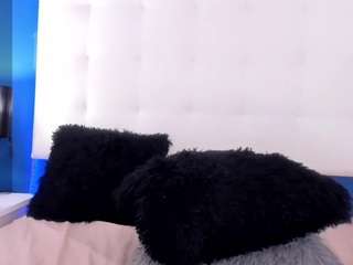 KENDAL, ? nude in hot sex Live chat