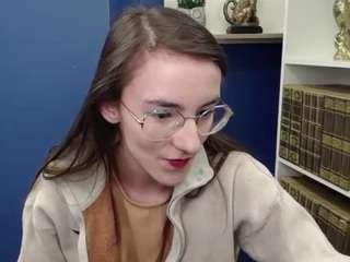 Miliana-Faloriya nude in hot sex Live chat