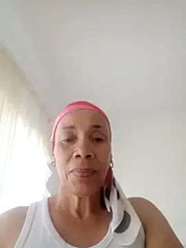 OmegaSexyBoobs nude live chat in sexy room