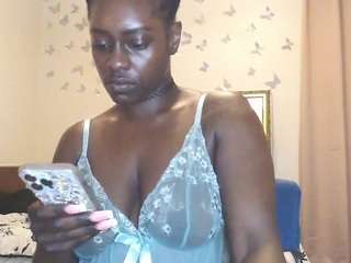 QueenMissie nude in hot sex Live chat
