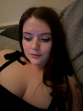 Ragdoll131 nude live chat in sexy room