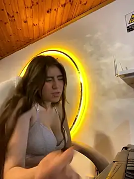 SARAAAAAAA_ nude live chat in sexy room