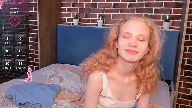 ThaisEstrela nude live chat in sexy room