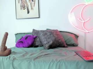 Thayra nude in hot sex Live chat