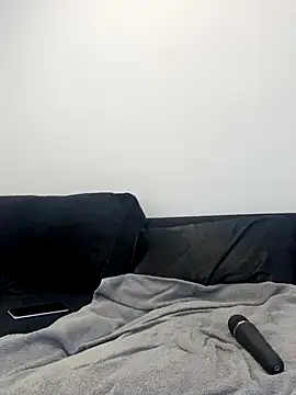 Yungmilfrose nude live chat in sexy room