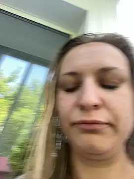 OlgaBuzzz nude live chat in sexy room