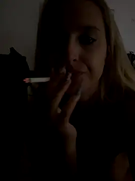 Thats_lou nude live chat in sexy room