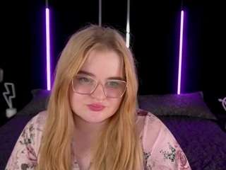 CherryEmely nude in hot sex Live chat