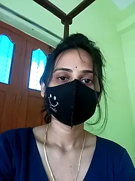 SexeyMaya nude live chat in sexy room