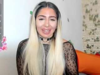 BelleHalle nude in hot sex Live chat
