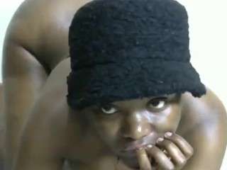 Bigbuttvera nude in hot sex Live chat