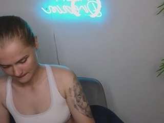FeechKaaa nude in hot sex Live chat