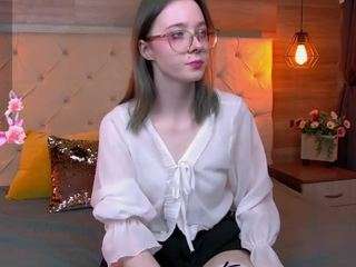 JudyOlson nude in hot sex Live chat