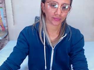 RositaFox nude in hot sex Live chat