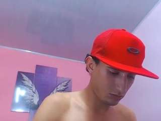 sneiderthh nude in hot sex Live chat