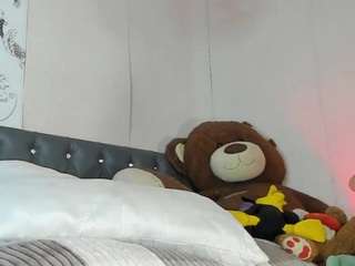 karlazaes nude in hot sex Live chat
