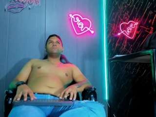 maxhotx nude in hot sex Live chat