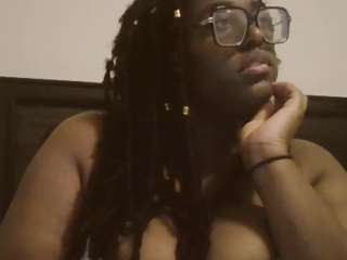 Missccqueen99 nude in hot sex Live chat