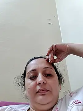 Sajida450 nude live chat in sexy room