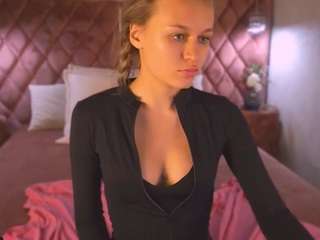 SelenaGrason nude in hot sex Live chat