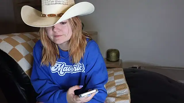 Rodeobrii nude live chat in sexy room