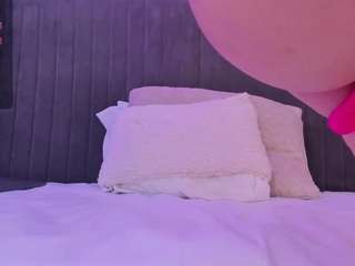 Sara , ? nude in hot sex Live chat