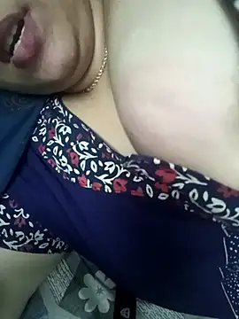 Tamilniranjana nude live chat in sexy room