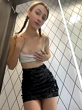 Lia__Love nude live chat in sexy room