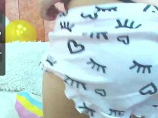 milu-mills nude in hot sex Live chat