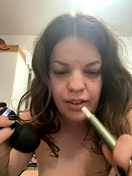 Ninasfun6 nude live chat in sexy room