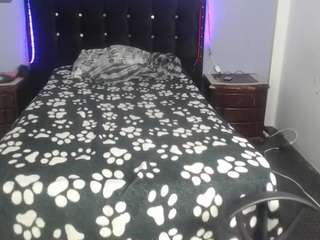 sharint16 nude in hot sex Live chat