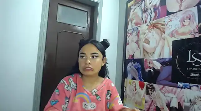 Shrooms_Q nude live chat in sexy room