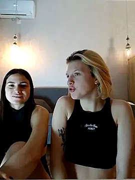 ShySonya nude live chat in sexy room