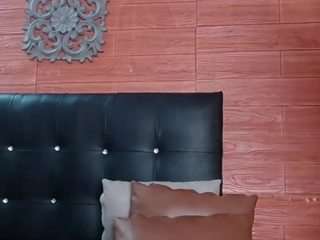 sussanmonrrow nude in hot sex Live chat