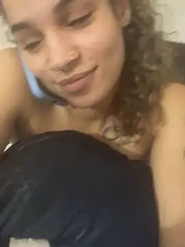 1prettygem nude live chat in sexy room