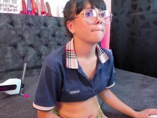 aprilsmith16 nude in hot sex Live chat