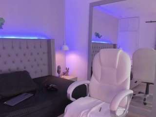 Ari Kohler, ?? nude in hot sex Live chat